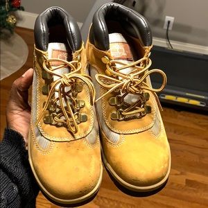 Kids timberland field boots